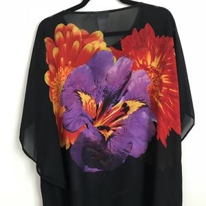 Bold floral print tunic top